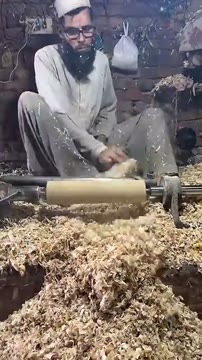 هنر نجاری و ساخت پایه تخت چوبی با مهارتهای فوقالعاده توسط Asian Master