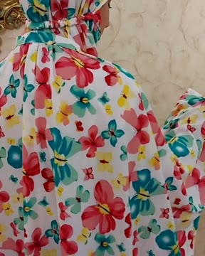 .
💫نالیدن بلبل  ز   نوآموزی    عشق   است 
هرگز    نشنیدیم   ز   پروانه  صدایی 
😍
.
💫چادر نماز کُدری پروانه ای مون🦋
.
💫مدل کیسه ای
.
💫کمی آبرفت داره ولی قد چادر بلند دوخته شده که کوتاه نشه
.
💫بسیااار خ