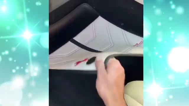 ویدیوهای رضایتبخش: تمیزکاری ماشین و ساخت مجسمه با Kinetic Sand