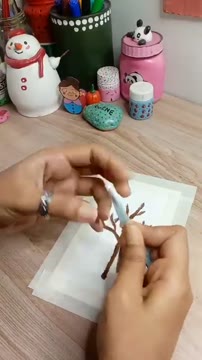 آموزش نقاشی درخت با گوش‌پاک‌کن؛ تکنیک ساده و خلاقانه برای مبتدی‌ها