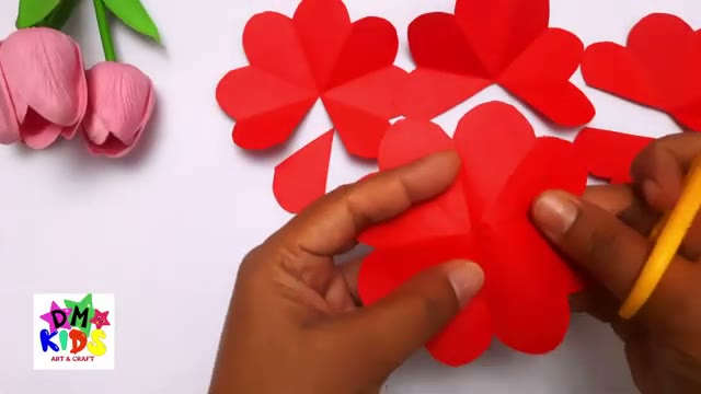 آموزش ساخت گل رز کاغذی زیبا و ساده در خانه