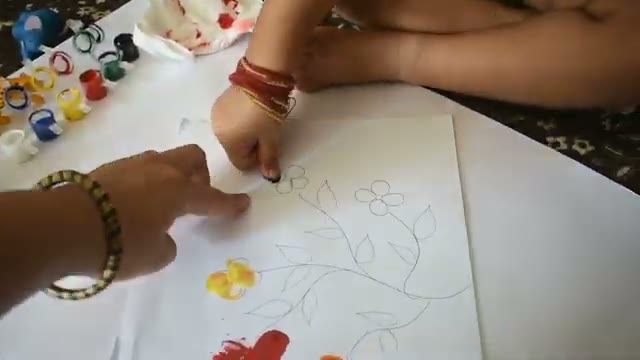 آموزش نقاشی خلاقانه برای کودکان نوپا؛ ایده‌های ساده و سرگرم‌کننده