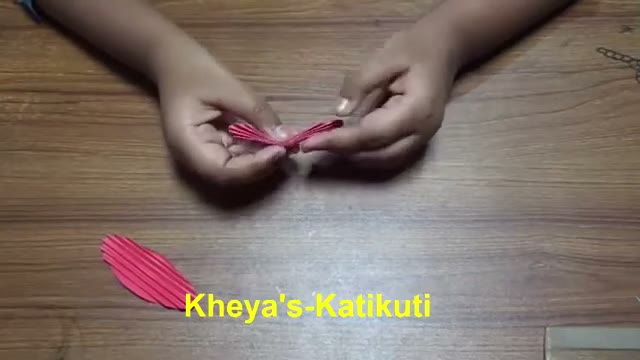 آموزش ساخت پروانه کاغذی با هنر اوریگامی به روش ساده و سریع