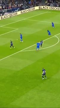 گلهای تماشایی و لحظات حساس Lewandowski؛ تماشای ضربات از راه دور و پیروزیهای دراماتیک