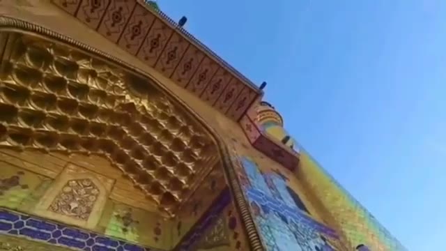 . مگر به زور هم از خلق میشود دل بُرد؟ کدام ترس؟ که ما جذب یک نگاه شدیم عَجَم مسلمان می شد مگر به دست کسی? علـــــــی اشاره به ما کرد سر به راه شدیم . . . . ✏شاعر : #شایان_مصلح ▶ مداح : #محمد_فصو