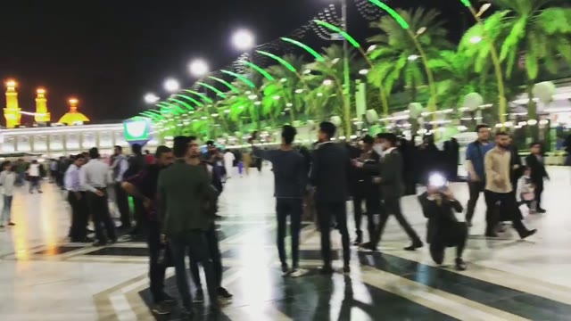 .
فردا شب حدود ساعت 23 
آخرین پخش زنده کربلا از صفحه نینوا در سال 1396 را از دست ندهید !
ضمنا ؛ 
با تبلیغ این پخش زنده و معرفی دوستان تون ، شما هم در ثواب این برنامه شریک باشید و بدین صورت نام خود را 