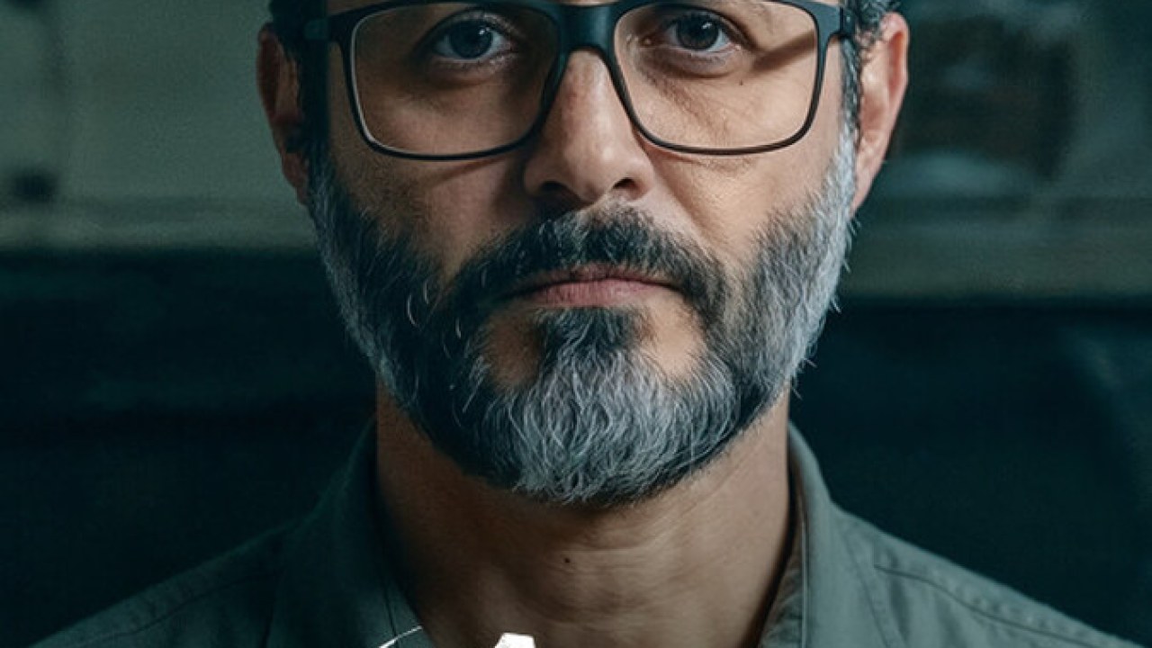 سریال هزار تو فصل 1 قسمت 10