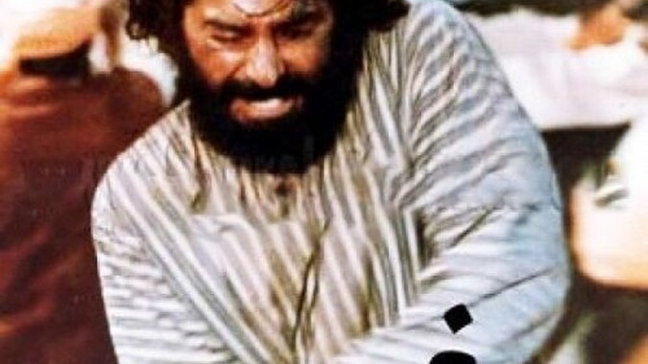 فیلم سینمایی سفیر 1361