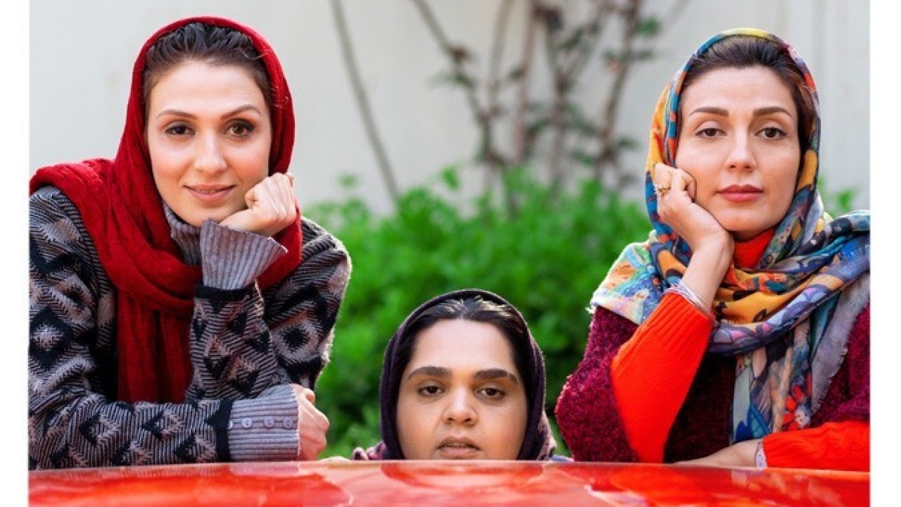 سریال سال های دور از خانه فصل 1 قسمت 13
