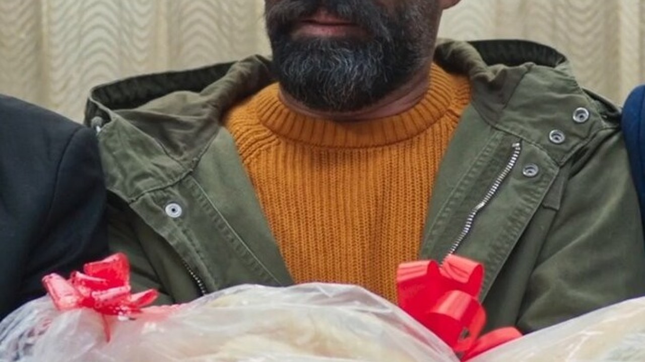 سریال آنتن فصل 1 قسمت 6
