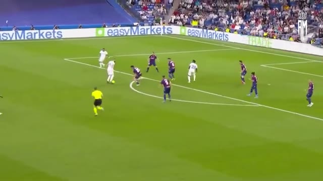 بهترین مهارتها، گلها و پاسگلهای Karim Benzema در سال 2022